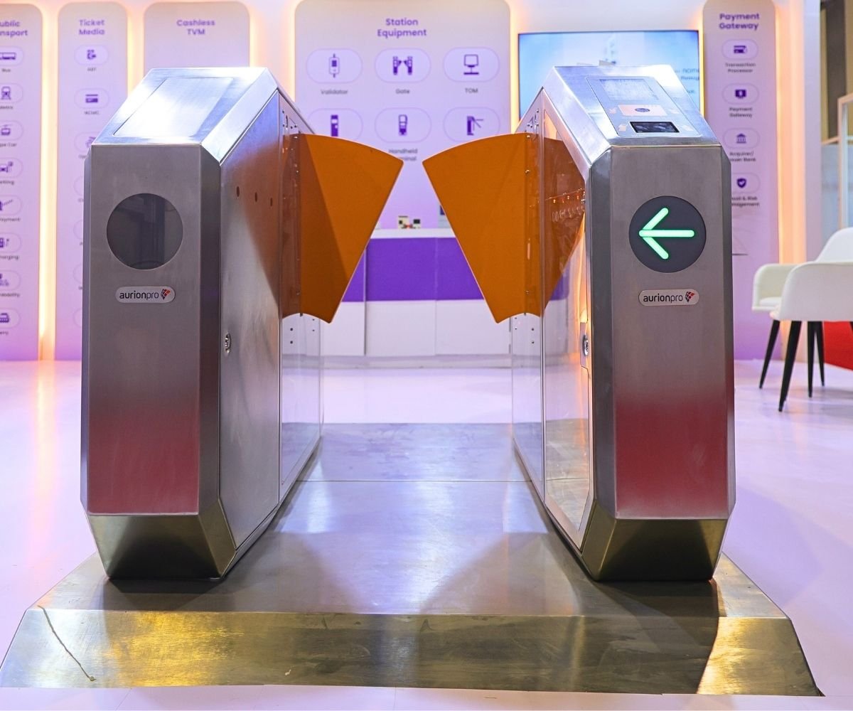 Automatic Fare Collection Gates Thumbnail View