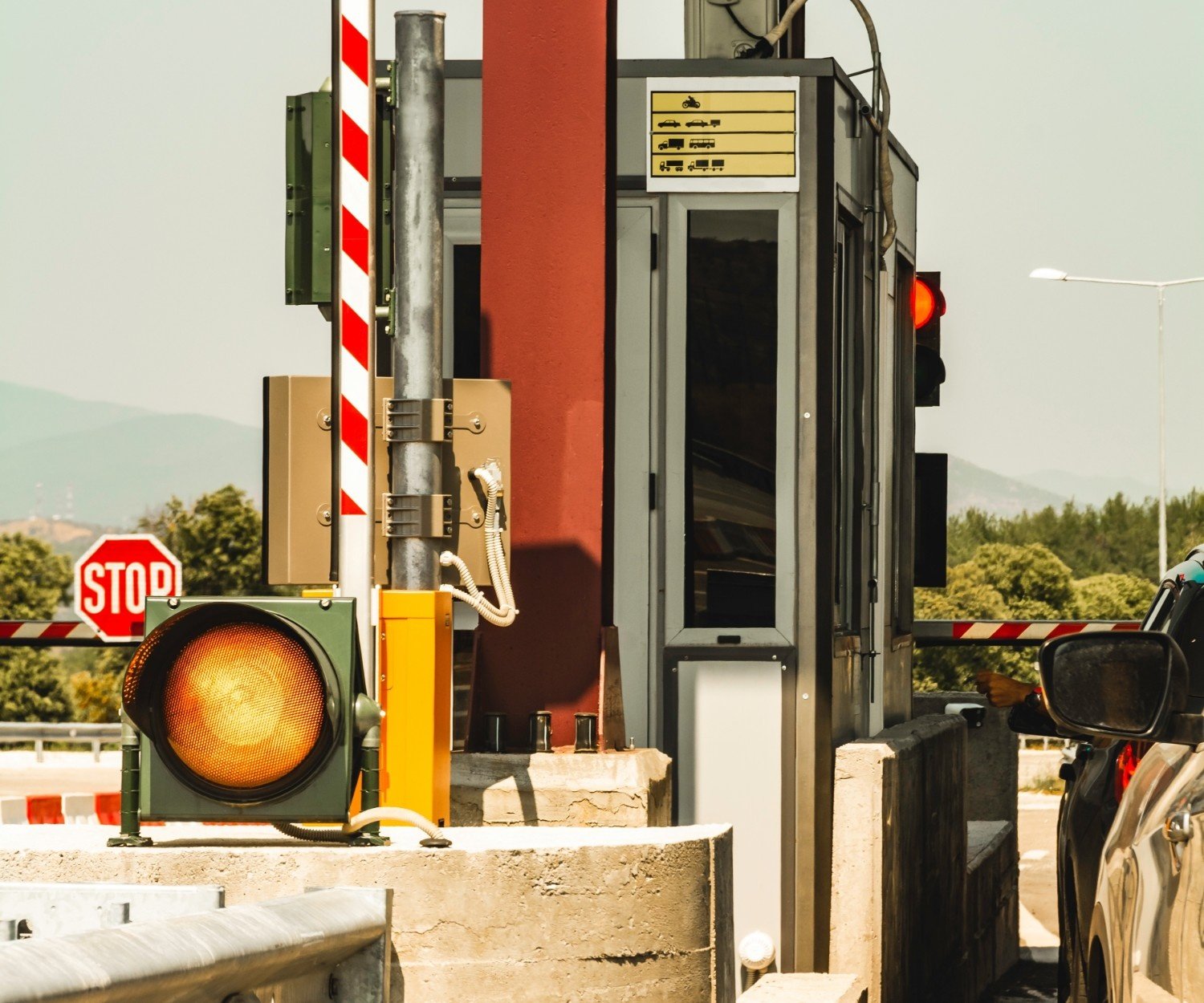 High-Speed Toll Barrier (0.6 & 0.9-second opening) Thumbnail View