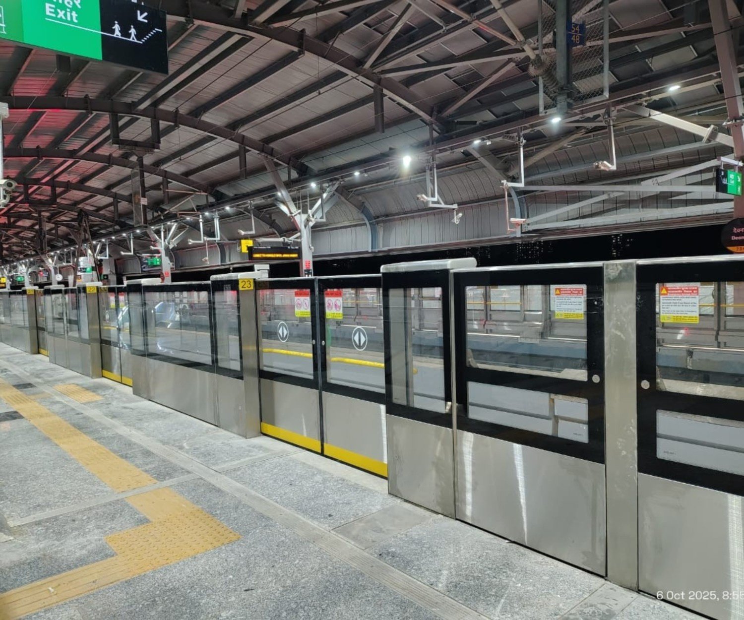 Platform Screen Doors (PSD) Thumbnail View