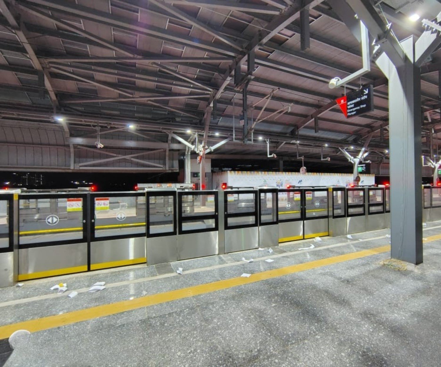 Platform Screen Doors (PSD) Product Image