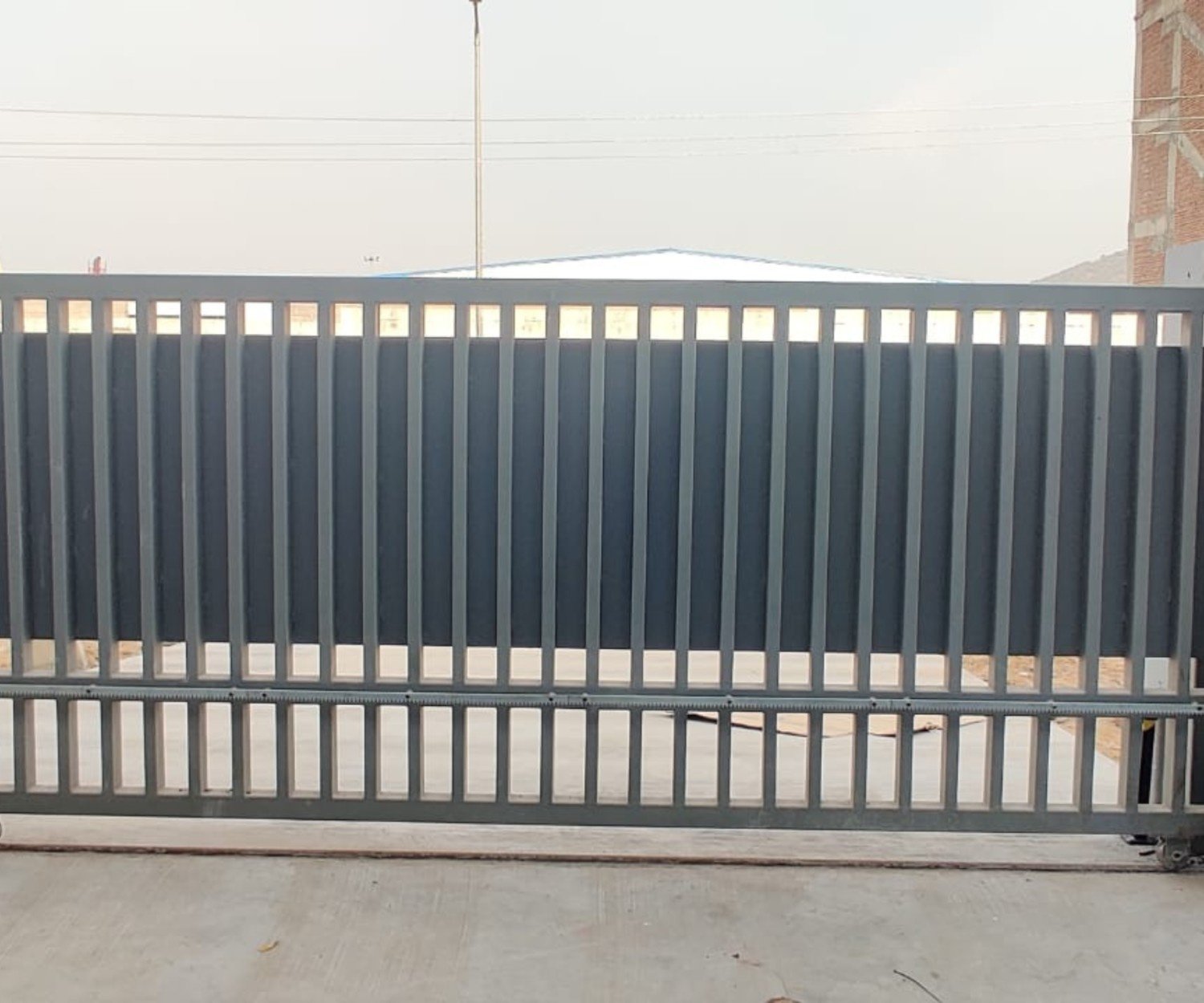 Sliding Gates (Conventional) Product Image