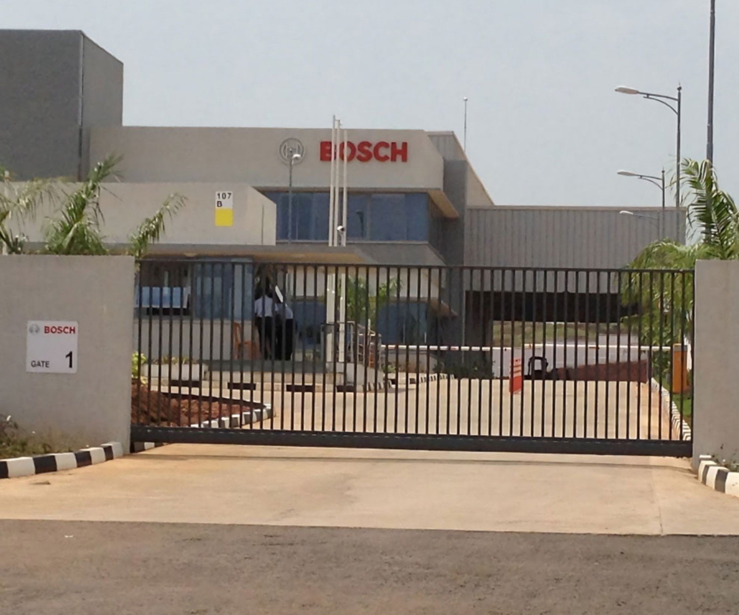 Cantilever Gates Thumbnail View