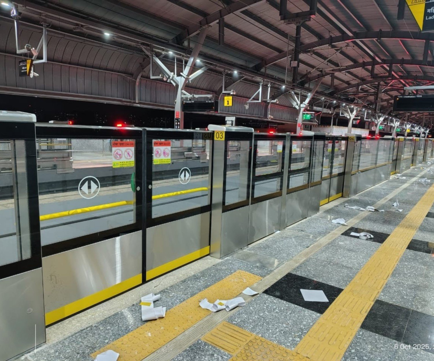 Platform Screen Doors (PSD) Thumbnail View