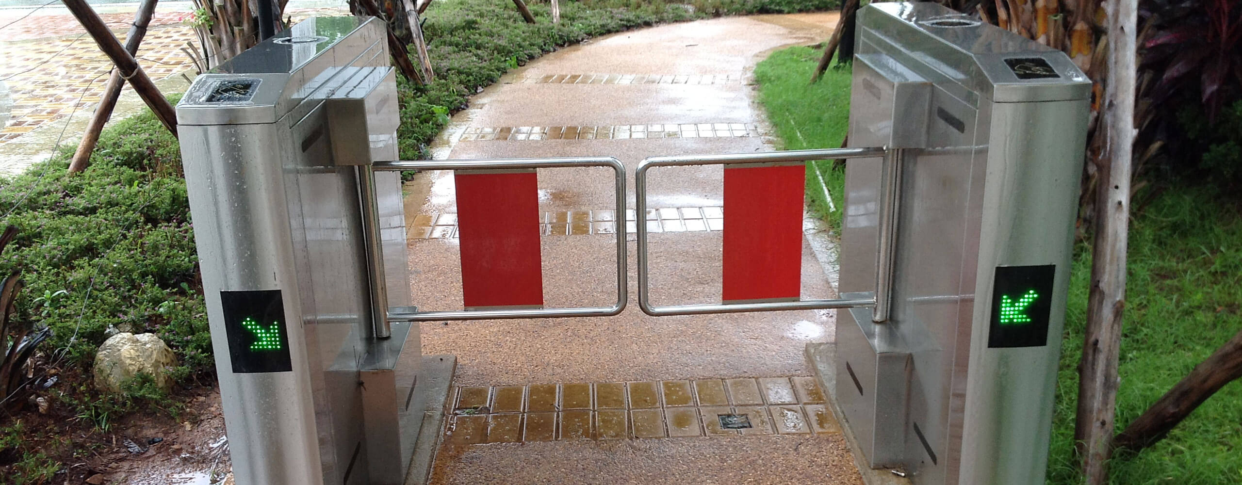 swing barriers and p gates