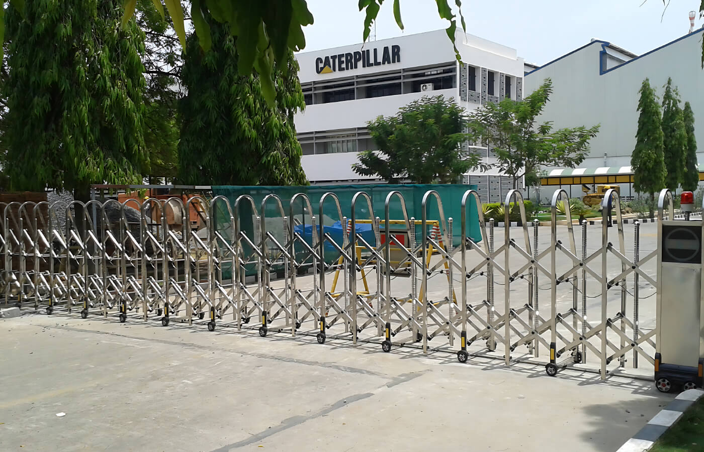 Retractable-Sliding-Gates